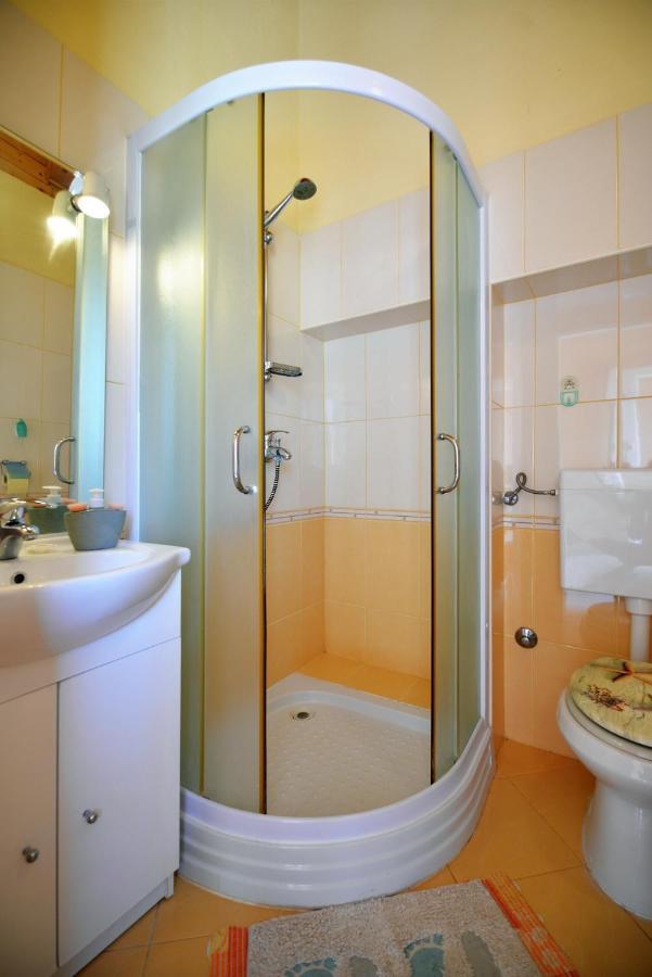 Apartments With A Parking Space Murter - 5097 Экстерьер фото
